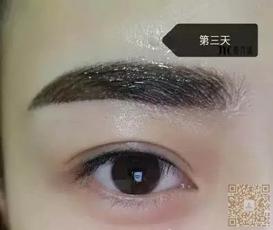 还不知道潮流吗？快来超雅做韩式半永久定妆吧。940