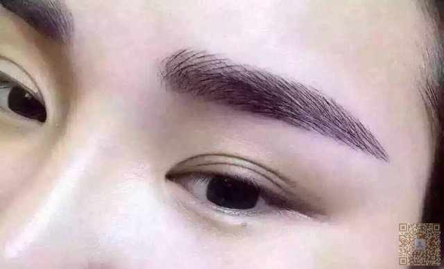 还不知道潮流吗？快来超雅做韩式半永久定妆吧。940