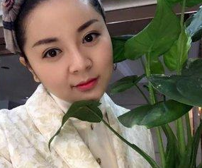 超 声 波去眼袋清除眼袋好轻松