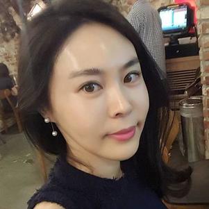这样可以简单去眼袋——超声波去眼袋手术582 这样可以简单去眼袋——超声波去眼袋手术582