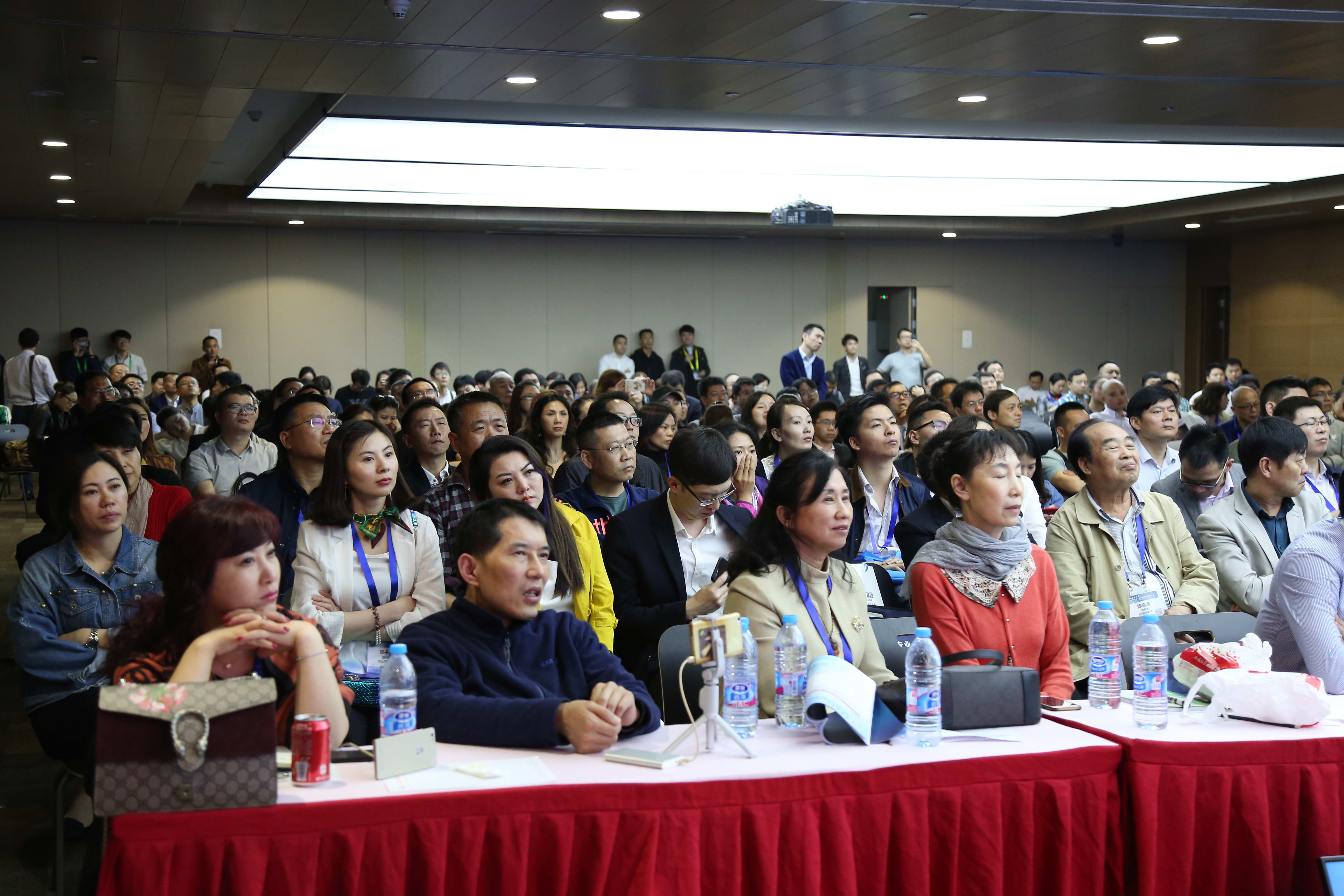 十三届亚太整形美容国际会议超 声 波双眼 皮引发关注