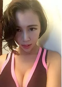 胸部发育迟缓wǒ选择做自体脂肪丰胸来改善 胸部发育迟缓wǒ选择做自体脂肪丰胸来改善