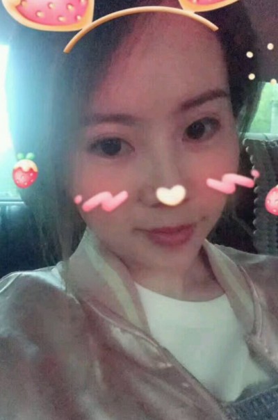 去掉眼袋，真得shì越来越喜欢享受镜头下得自己le
