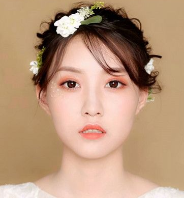 娘胎自带的高鼻梁也是做隆鼻手术，去哪里？重庆超雅！！686